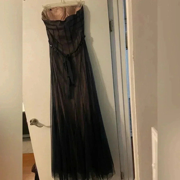 Adriana Papell Navy strapless gown, size 8 - Picture 7 of 8